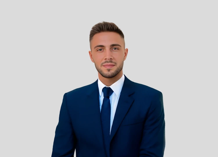 Fotografia di Gianluca Leo allievo Master Operations e Supply Chain.png