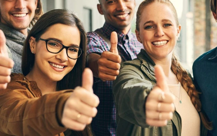 Fotografia studenti pronti per l'inizio dei Master in Hotel Management, Digital Tourism 4.0 e Web Marketing & UX Design di w.academy