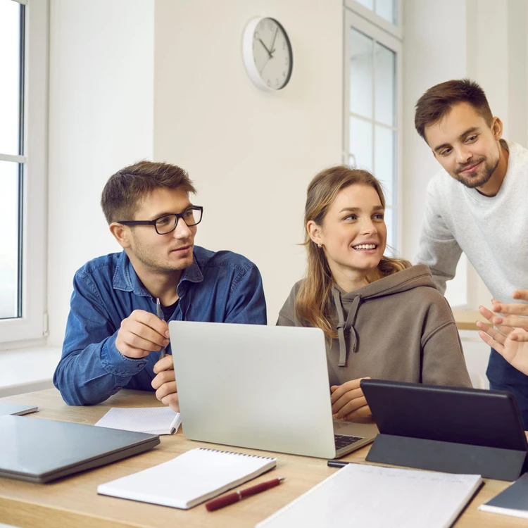 fotografia Master in HR Management, in Giurista d’Impresa 4.0 & Contrattualistica digitale ed in Export Management & Marketing Internazionale